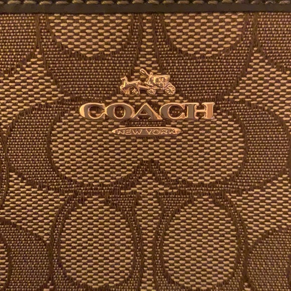 NEW Coach Mini Wallet - Picture 2 of 5